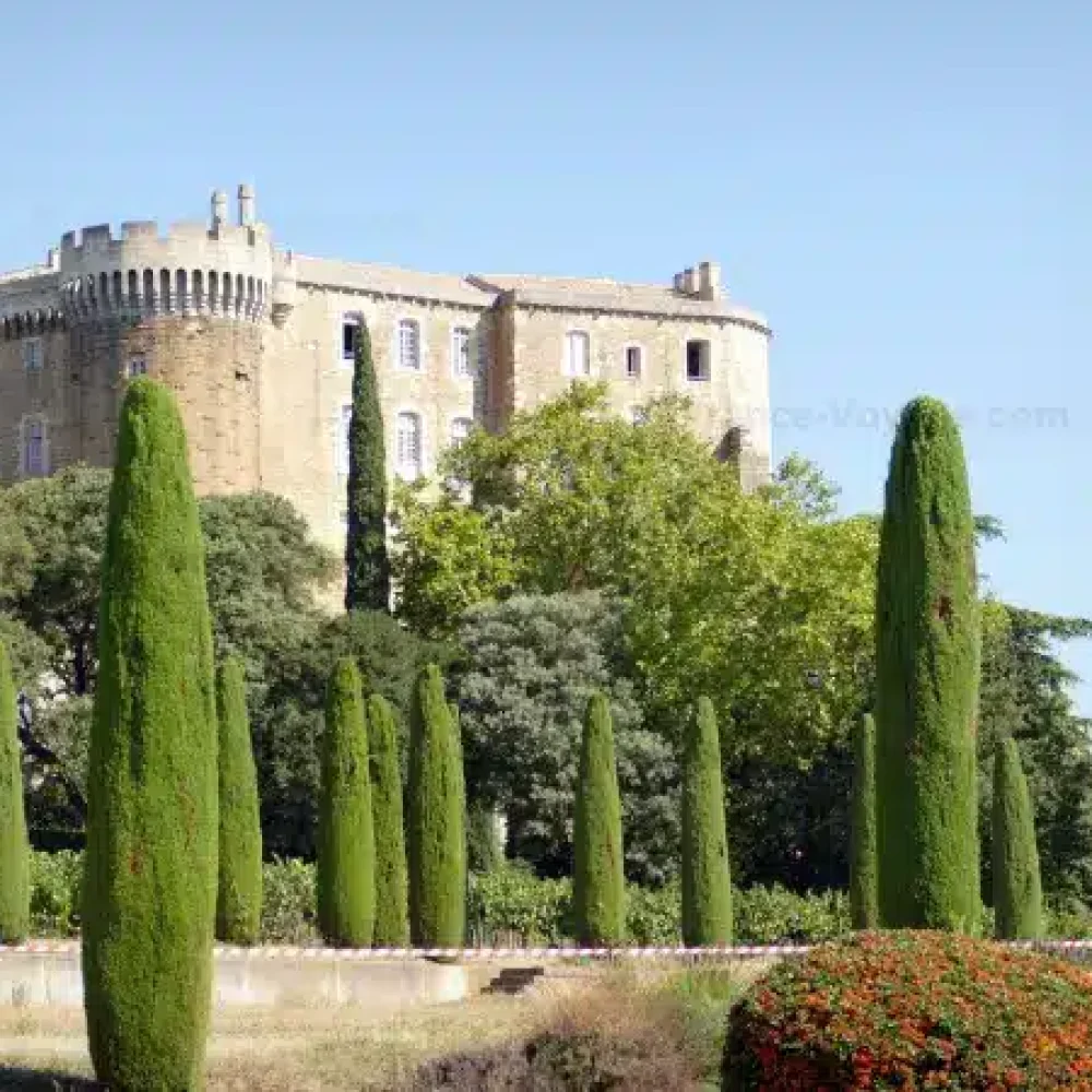 Chateau Suze Rousse