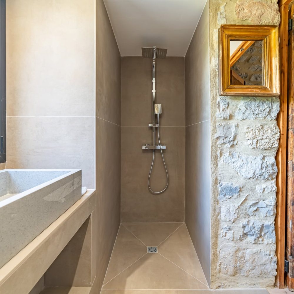 Douche Hotes Luxe Pres Avignon